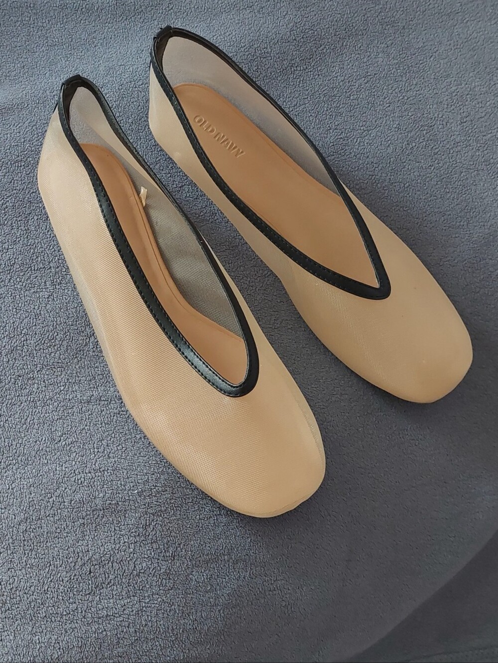 Old Navy Mesh Ballet Flat 8 - Picture 2 of 2
